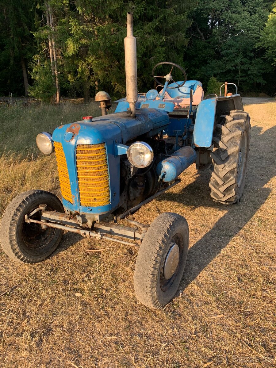 Zetor 25 A prodam