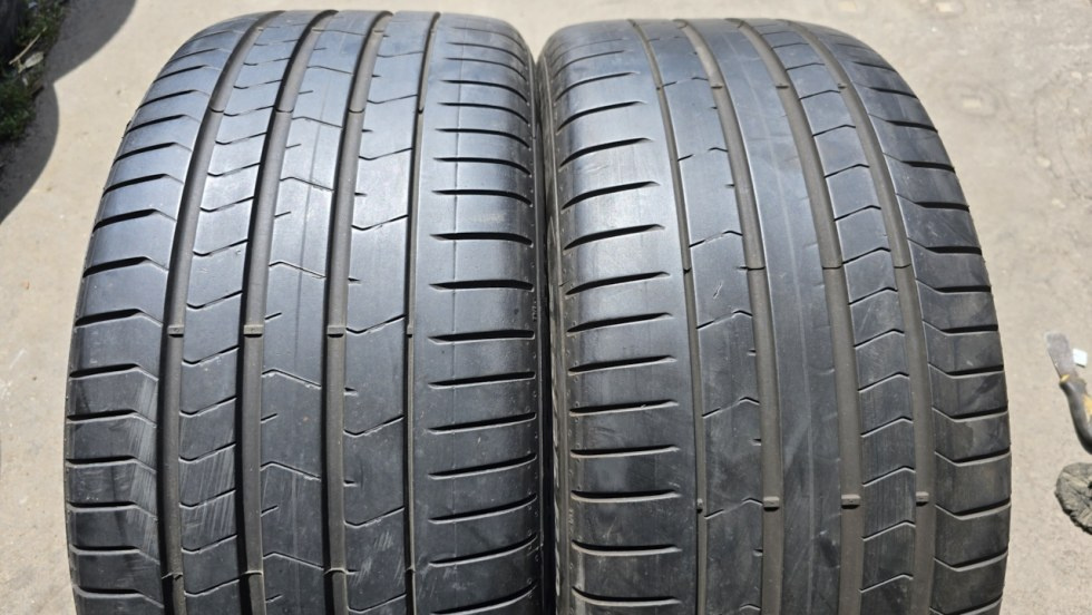 Letní pneu 255/35/19 Pirelli Run Flat