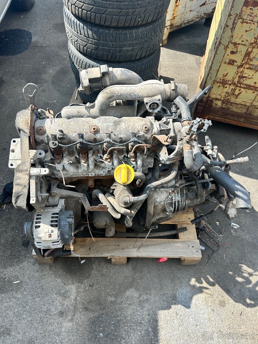 motor+převodovka Opel Vivaro 1.9 DTI 74kw