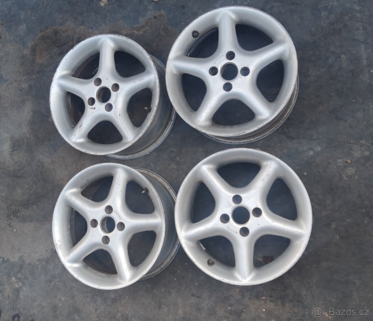 BORBET R 15 4x100 7JxR15 ET 35