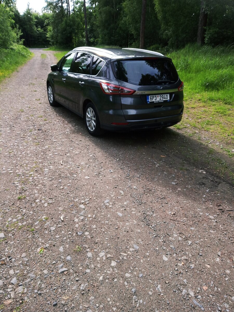 Ford S-MAX 2,0tdi 110kW , 4x4, r.v. 2015 ,