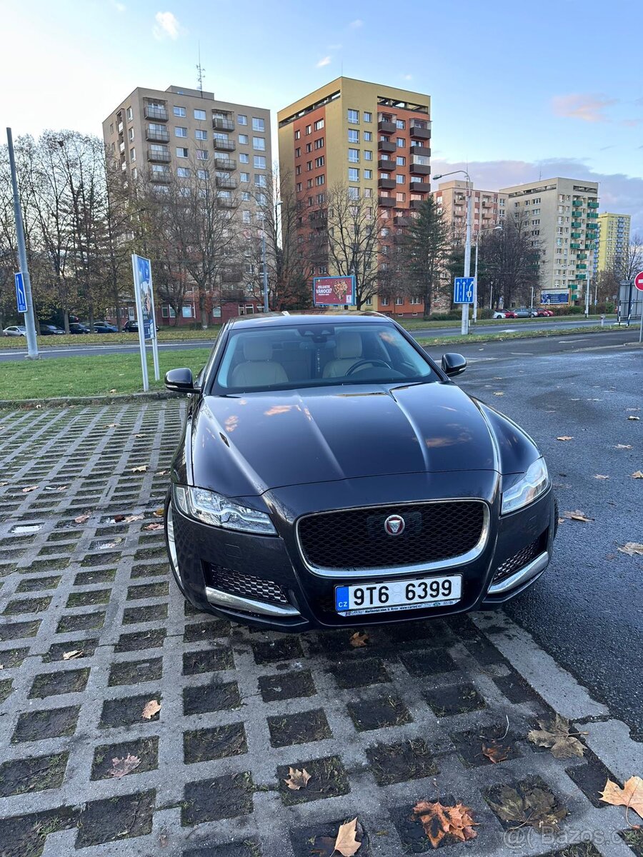 Jaguar XF, 20D