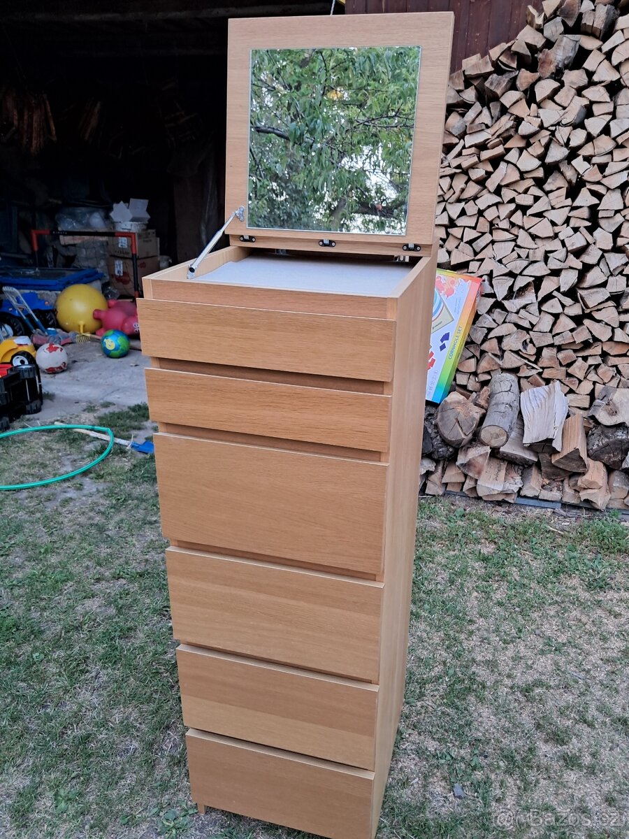 Ikea komoda Malm se zrcadlem dub