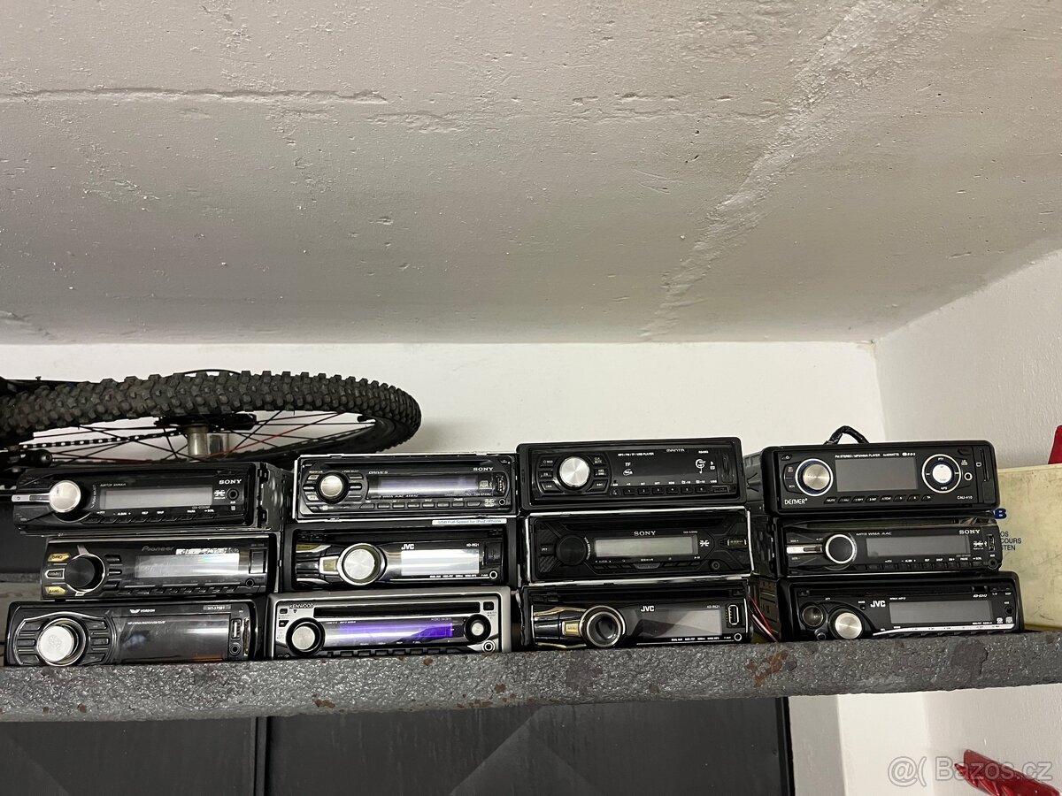 AUTORADIO