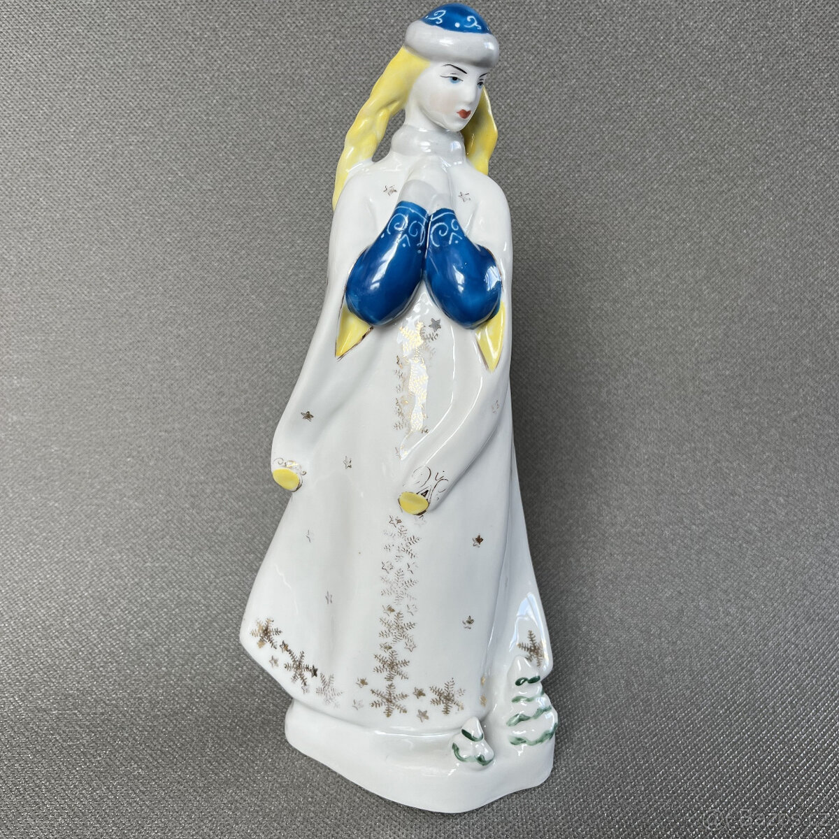 Porcelánová soška Sněhurka 27 cm, Polonne USSR