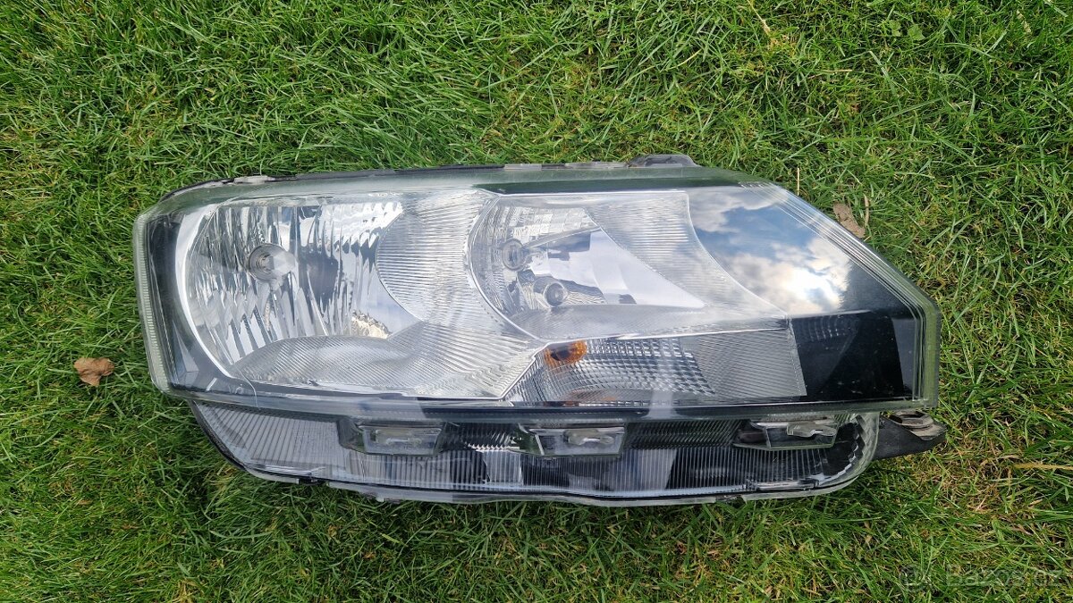 Škoda Rapid světlomet