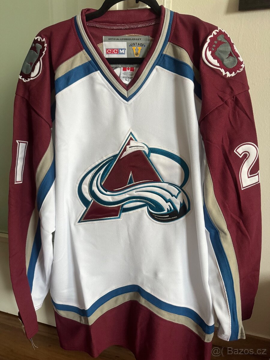 Peter Forsberg 21 Colorado Avalanche