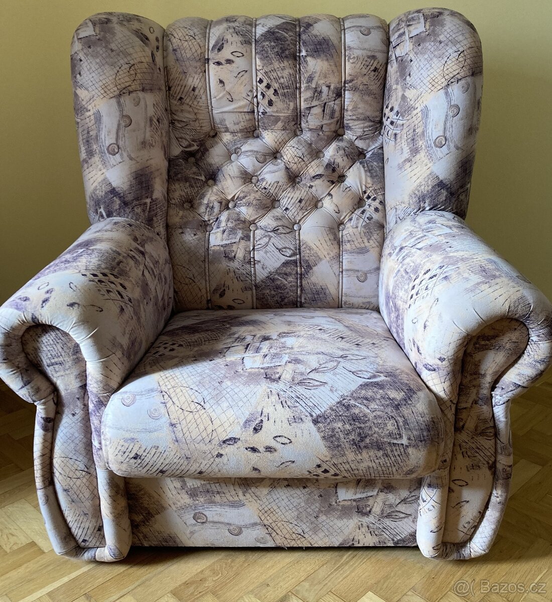 Křeslo - ušák