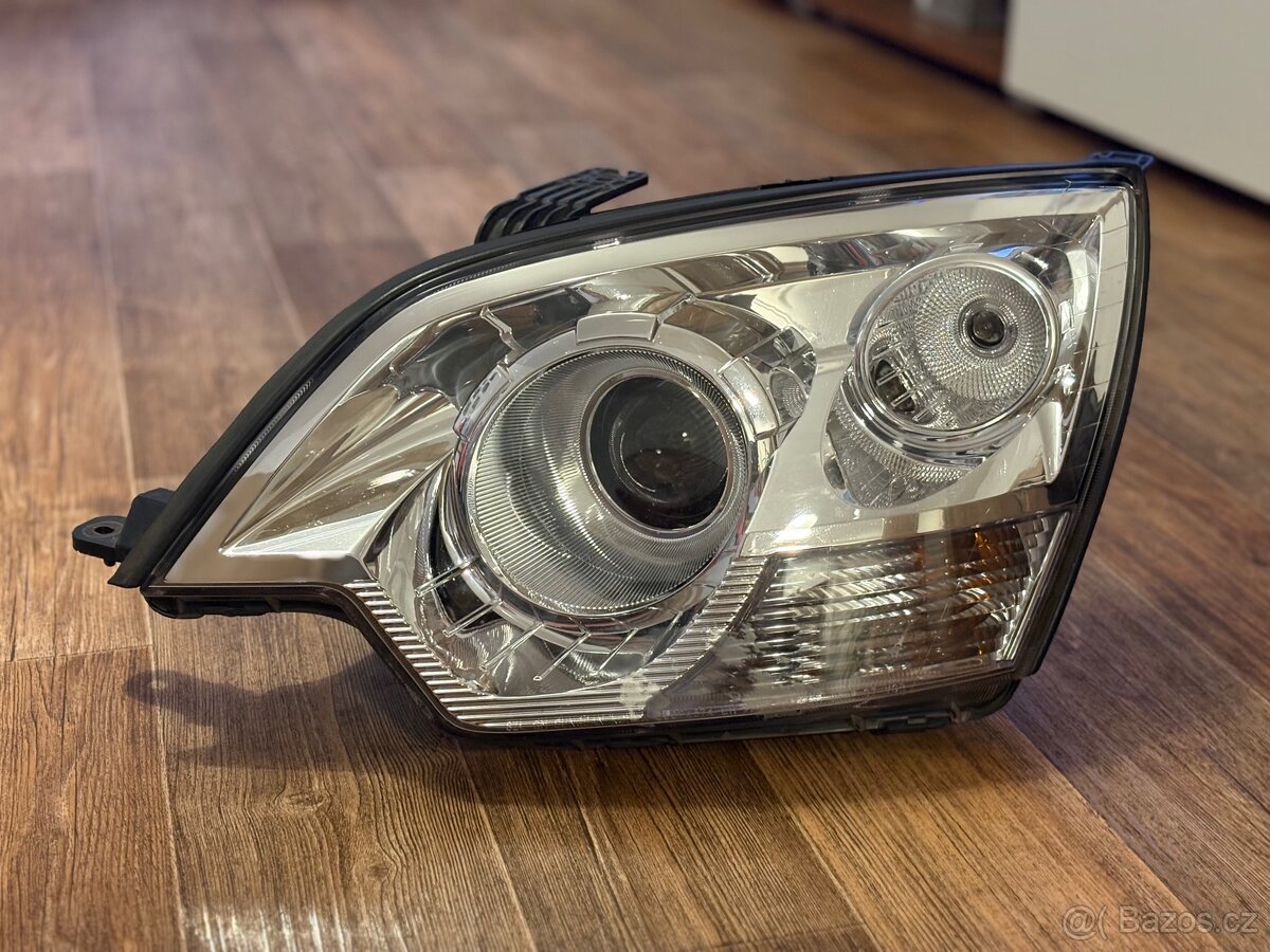 Xenonové levé přední světlo - Opel Antara