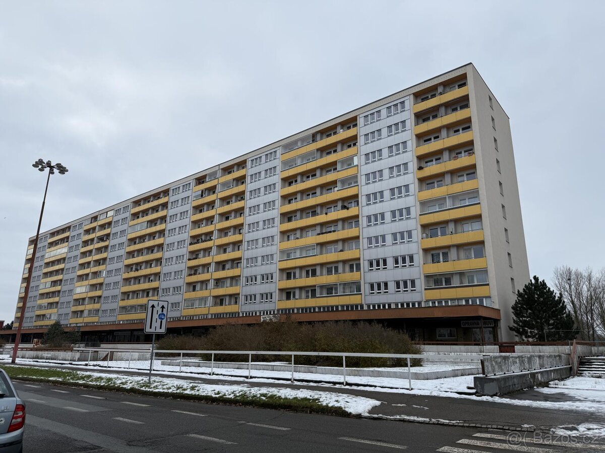 Pronájem, byt 1+kk, Hradec Králové, ul. Třída Edvarda Beneše