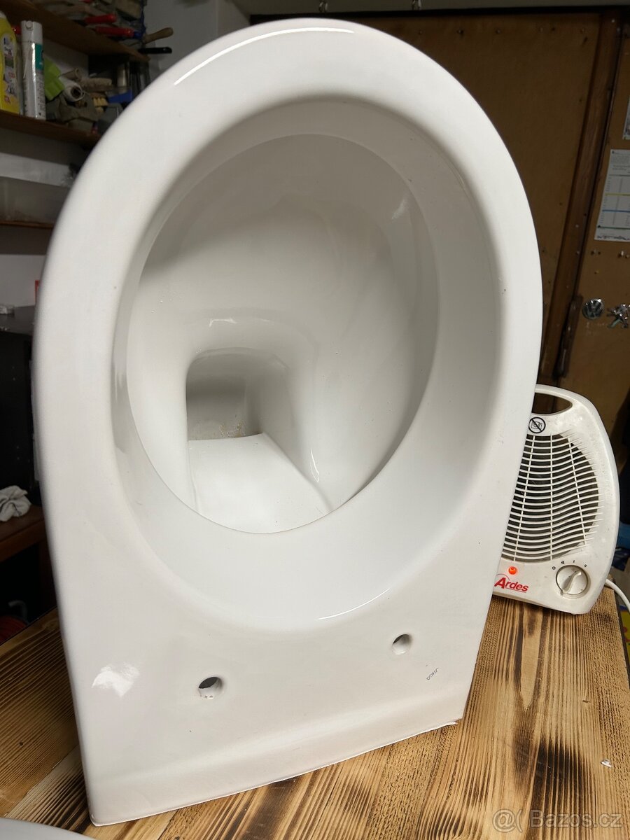 Závěsný záchod jika