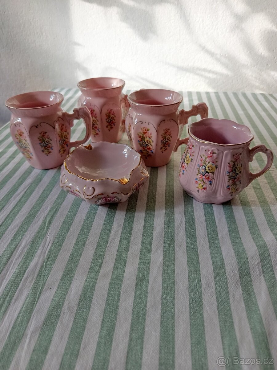 Růžový porcelán H & C