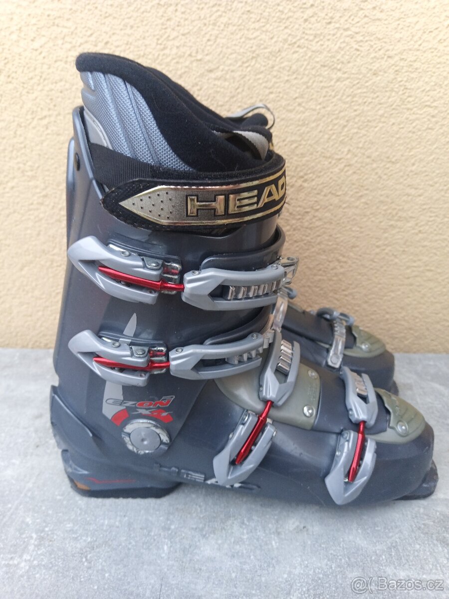 Lyžáky zn. HEAD stélka 31 cm.