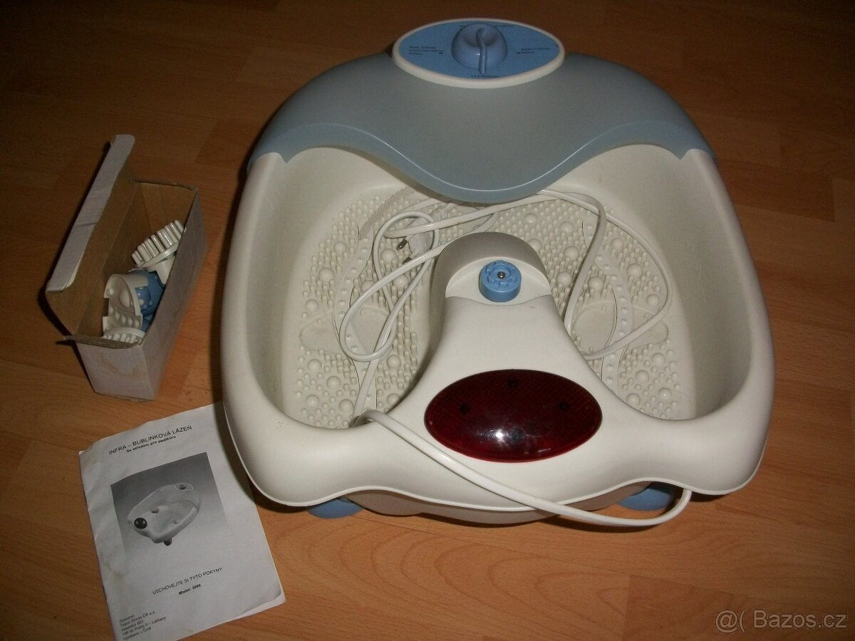 MASÁŽ NOHOU - bublinková lázeň se středem pro pedikůru