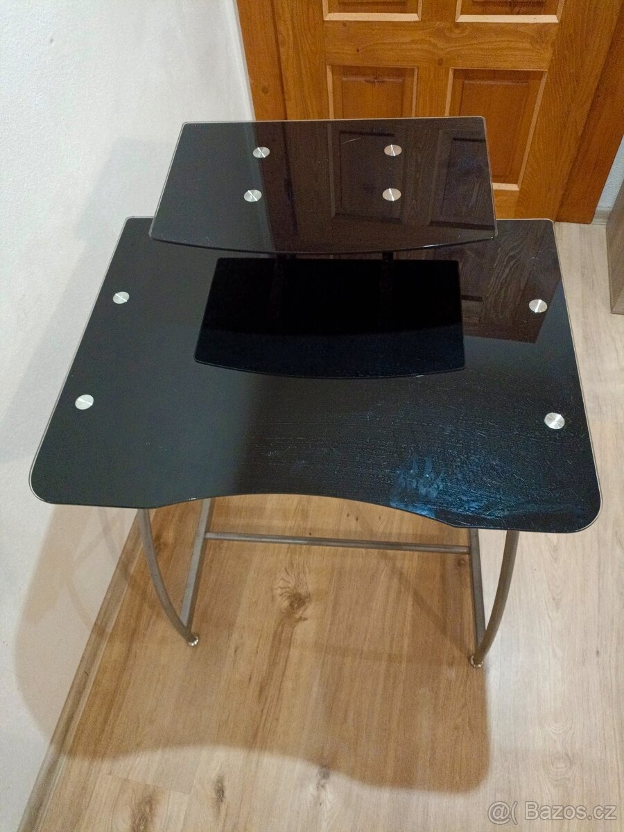 Psací stůl