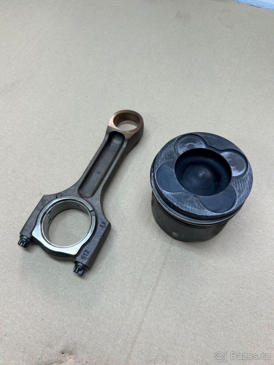 Píst,ojnice M57D30 306D3