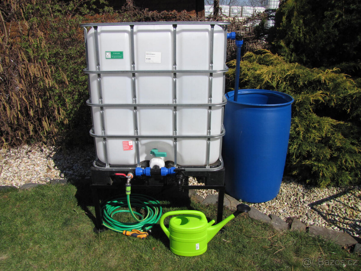 Nádrže IBC kontejnery 1000l a 600l sestava