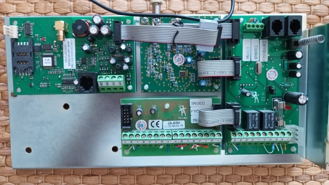 Komponenty alarmu JABLOTRON JA-60 Comfort