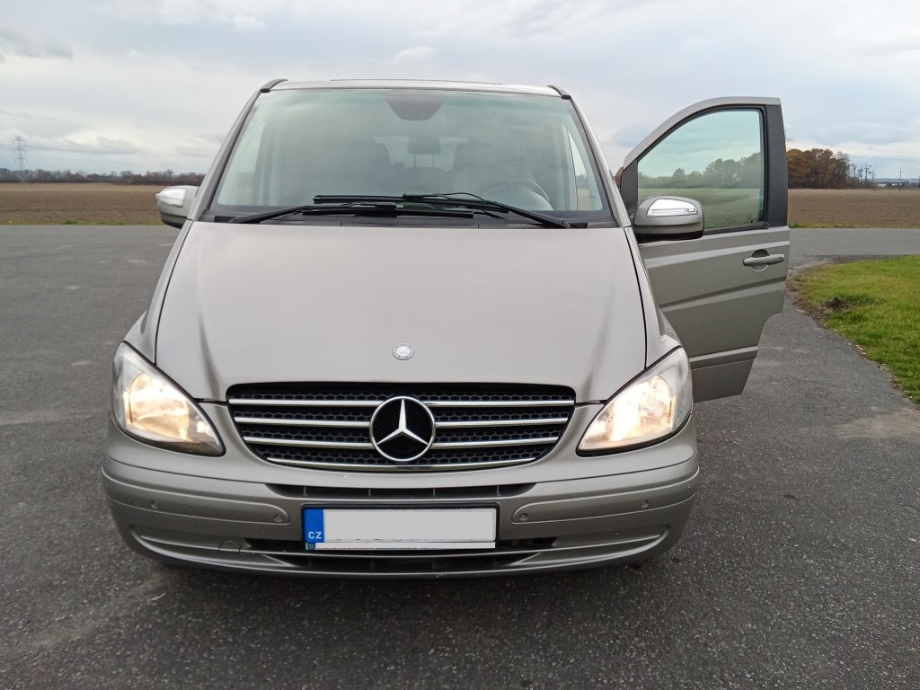 Mercedes-Benz Viano, CDI 2.2/L 7-místný (8/2011)