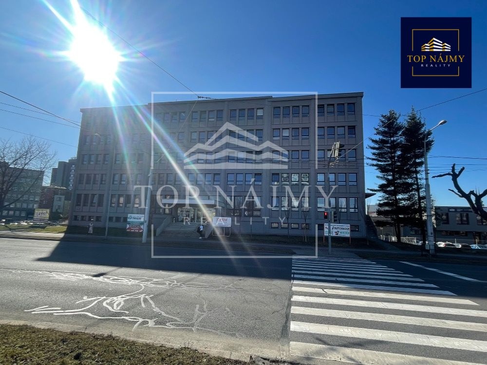 Pronájem kanceláře – 30 m2, ul. Novinářská, Ostrava