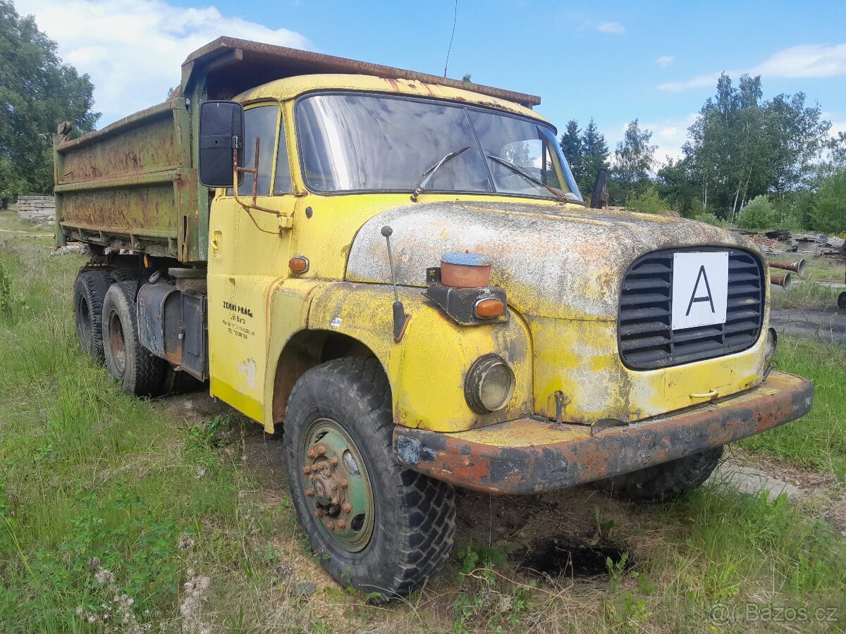 Tatra 148