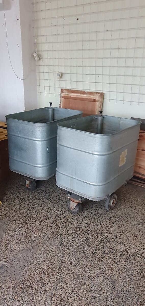 Vana,vozík, industriál