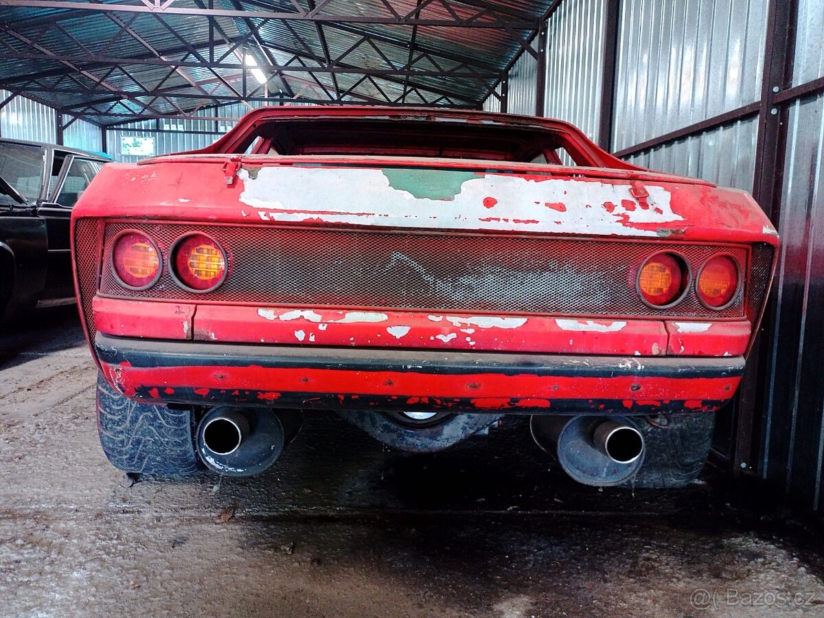 Porsche stavba