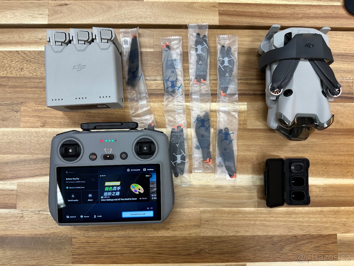 DJI Mini 4 Pro Fly More Combo + ND filtry – téměř nový dron