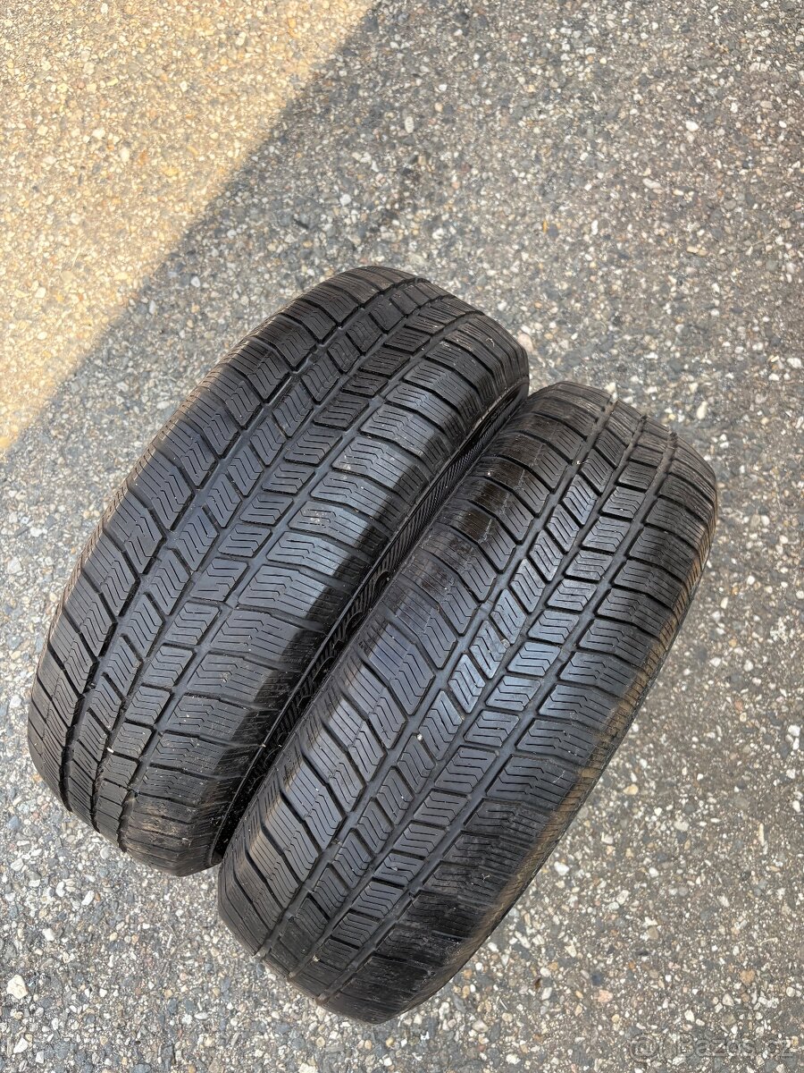 Zimní pneu 195/65R15