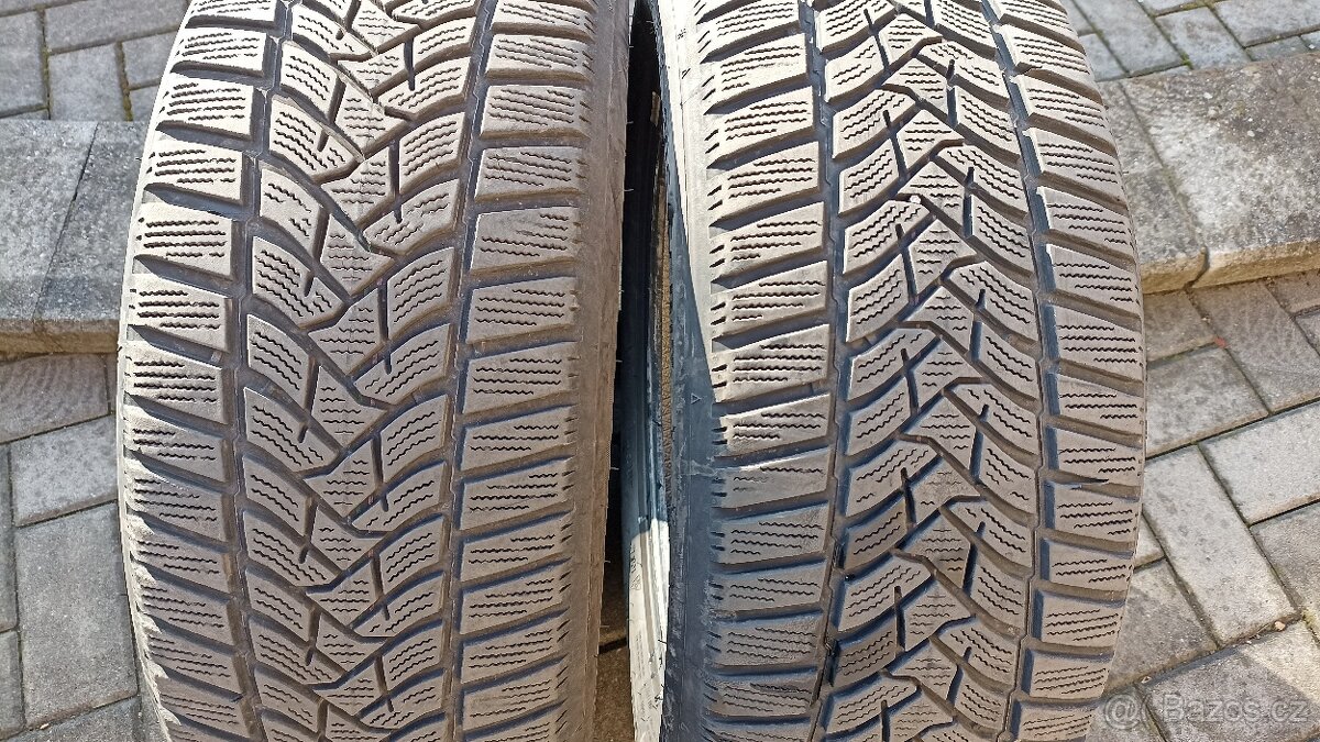 205 55 17 Dunlop wintersport 5 zimní 2 kusy