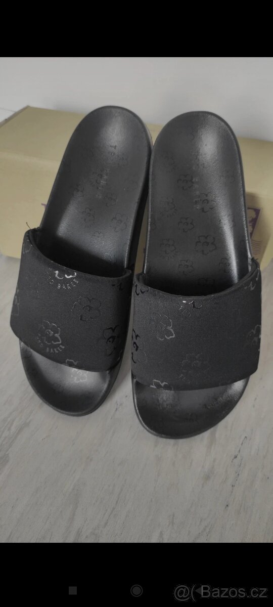 Pantofle Ted Baker 40