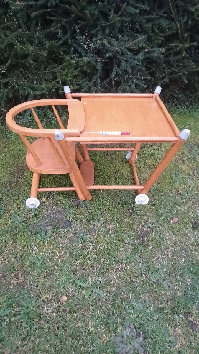 Detská dřevená jídelni židle