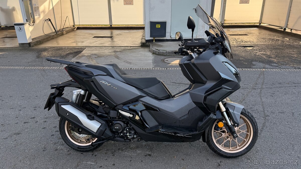 Honda ADV 350