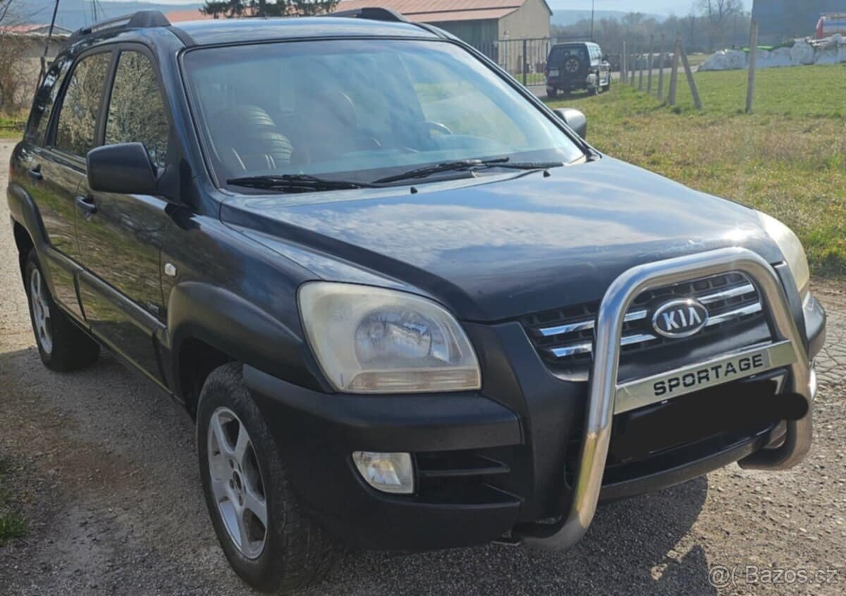 Rozprodám kia sportage 2.0 crdi 83kw 2008