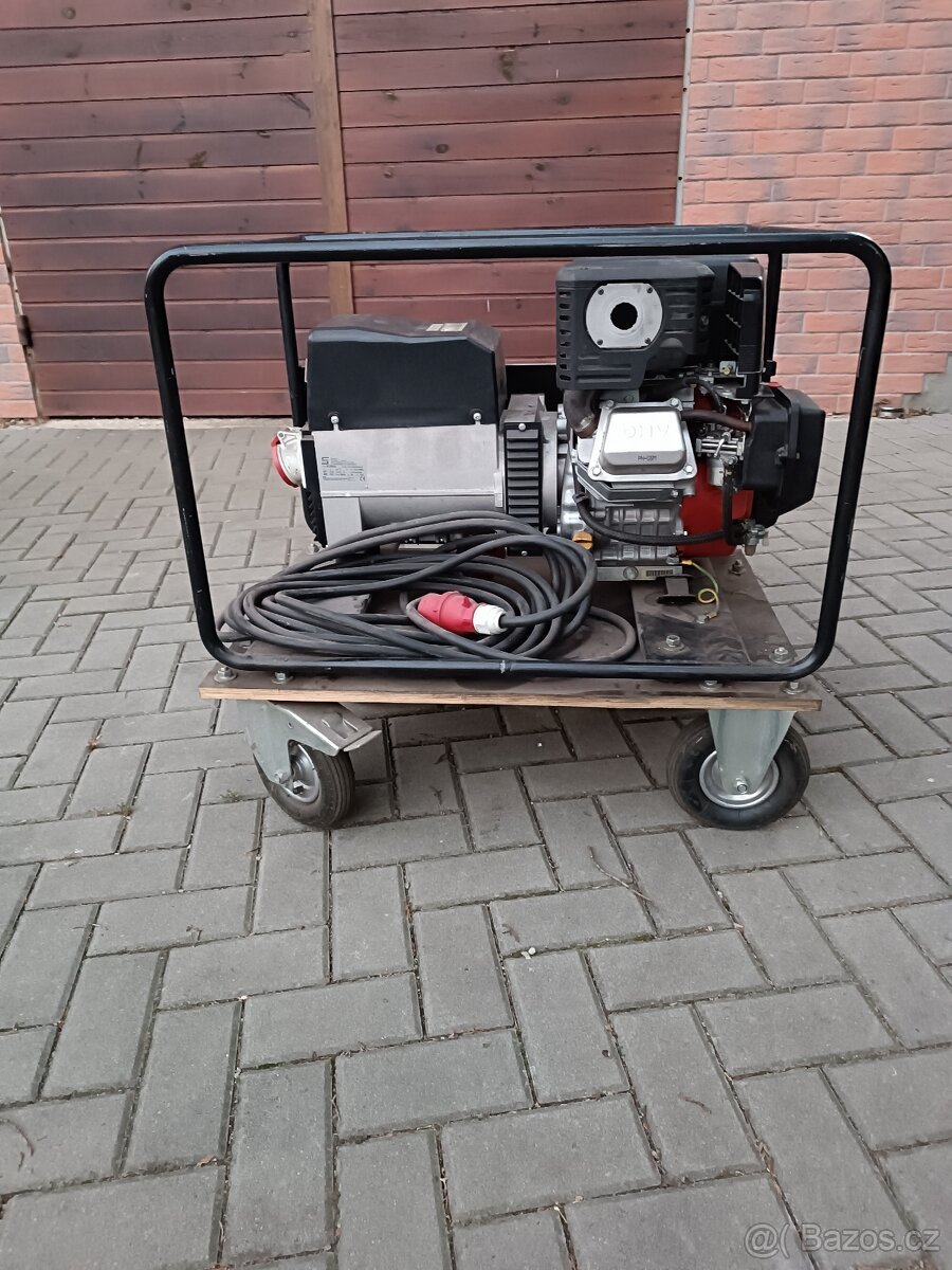 prodám elektrocentrálu Mitsubischi silnou skoro nepoužívanou