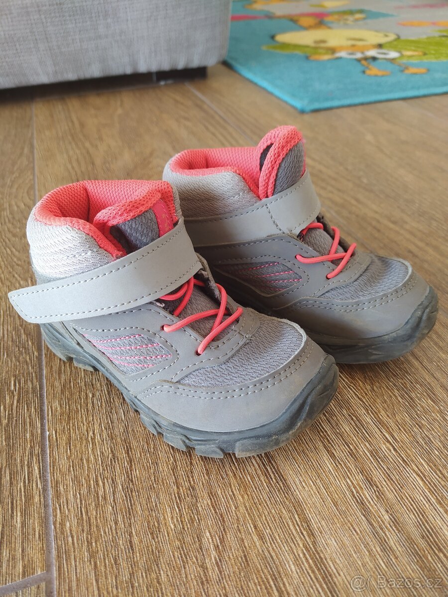 Dětské boty, vel. 25