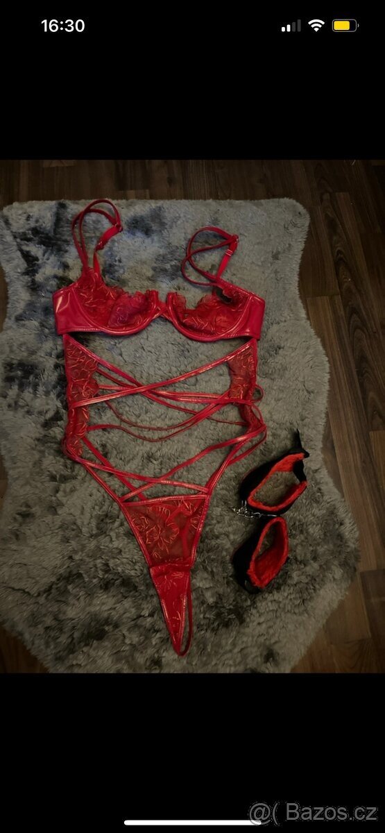 Krajkové spodní prádlo