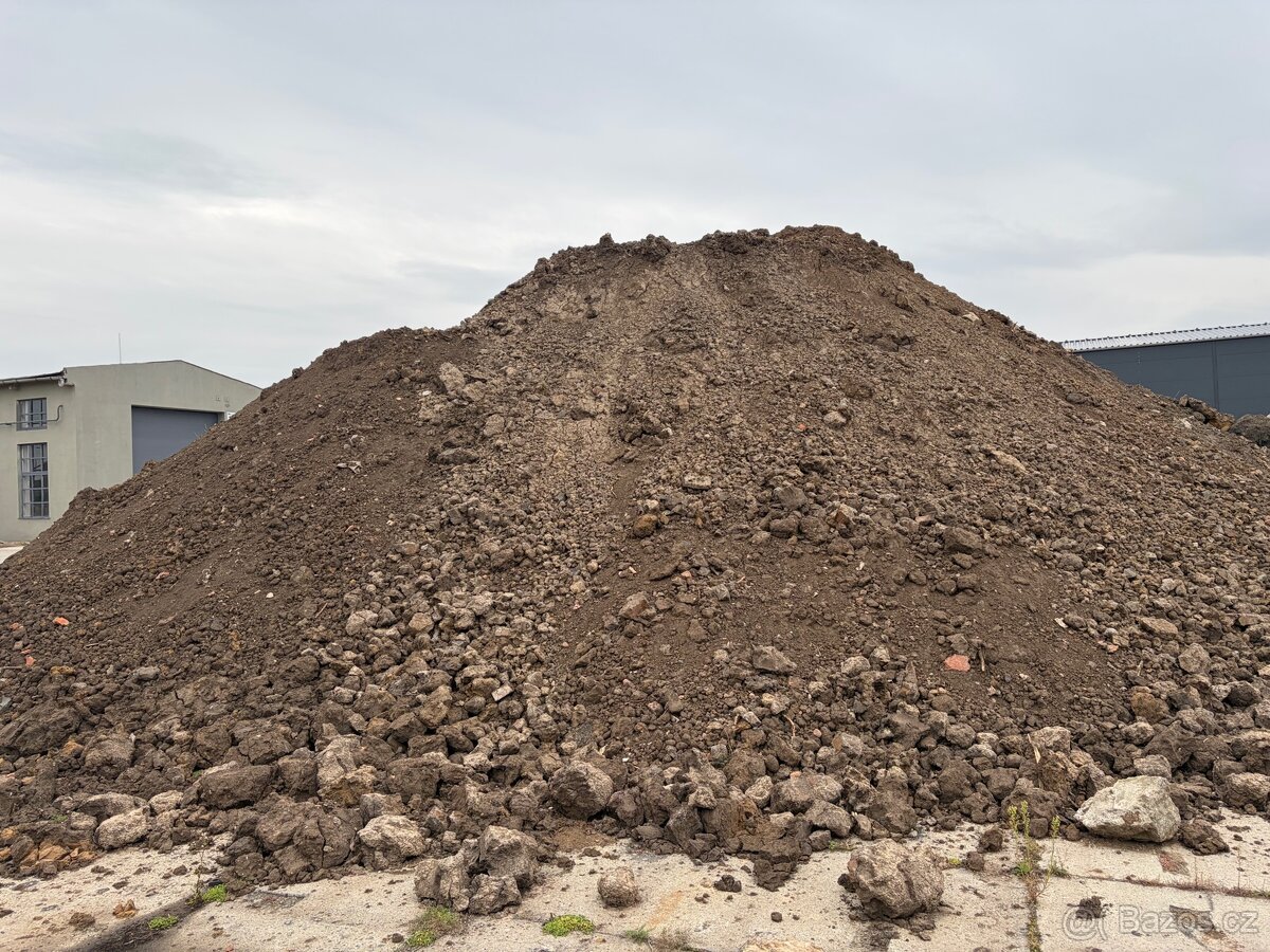 Daruji ornici Hlínu