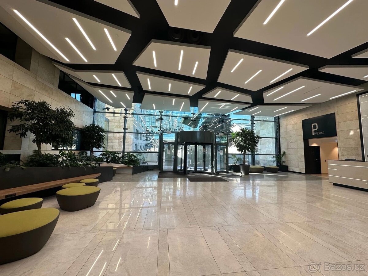 Pronájem kanceláře 30 m² Sokolovská, Praha - Karlín