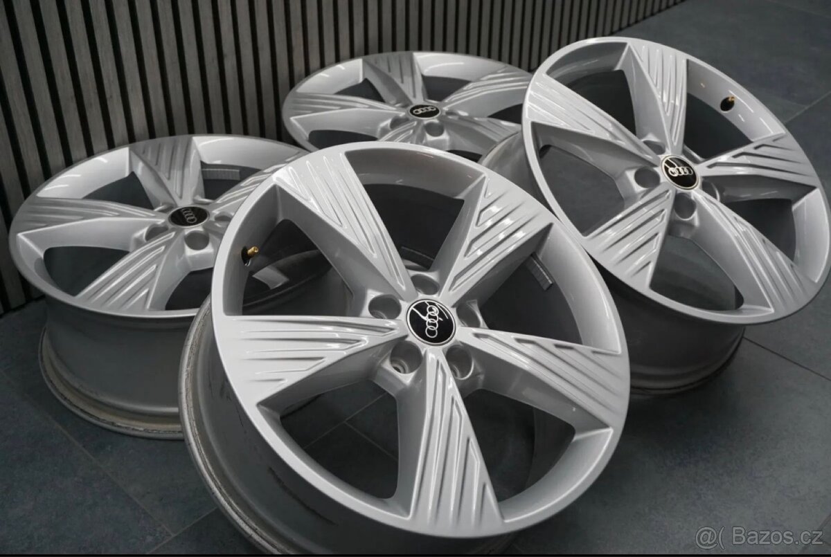 ORIGINÁLNÍ ALU KOLA AUDI E-TRON R19