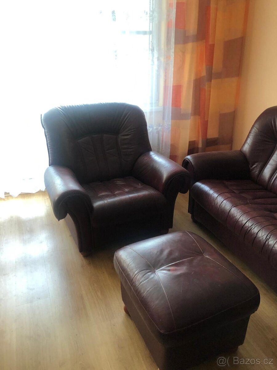 Sedací souprava z pravé kůže