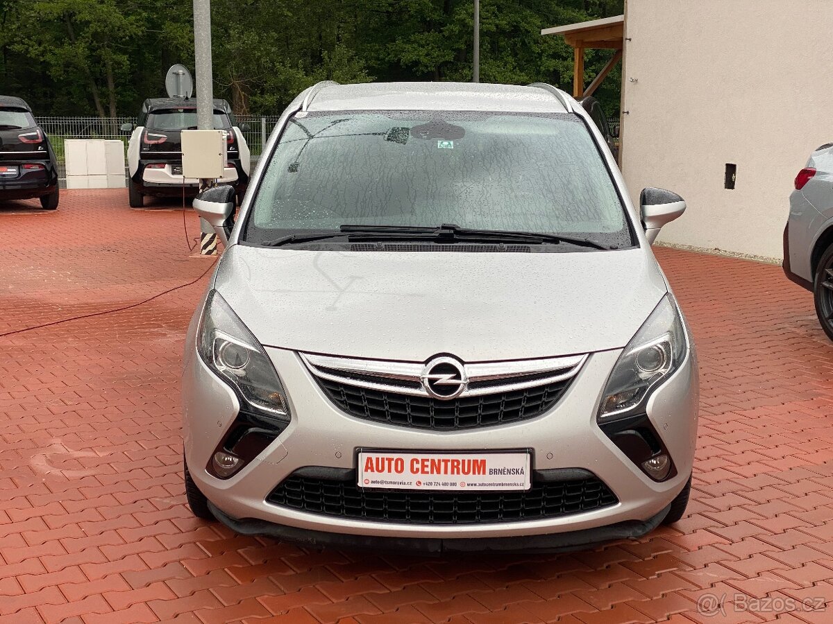 OPEL ZAFIRA 7 míst automat