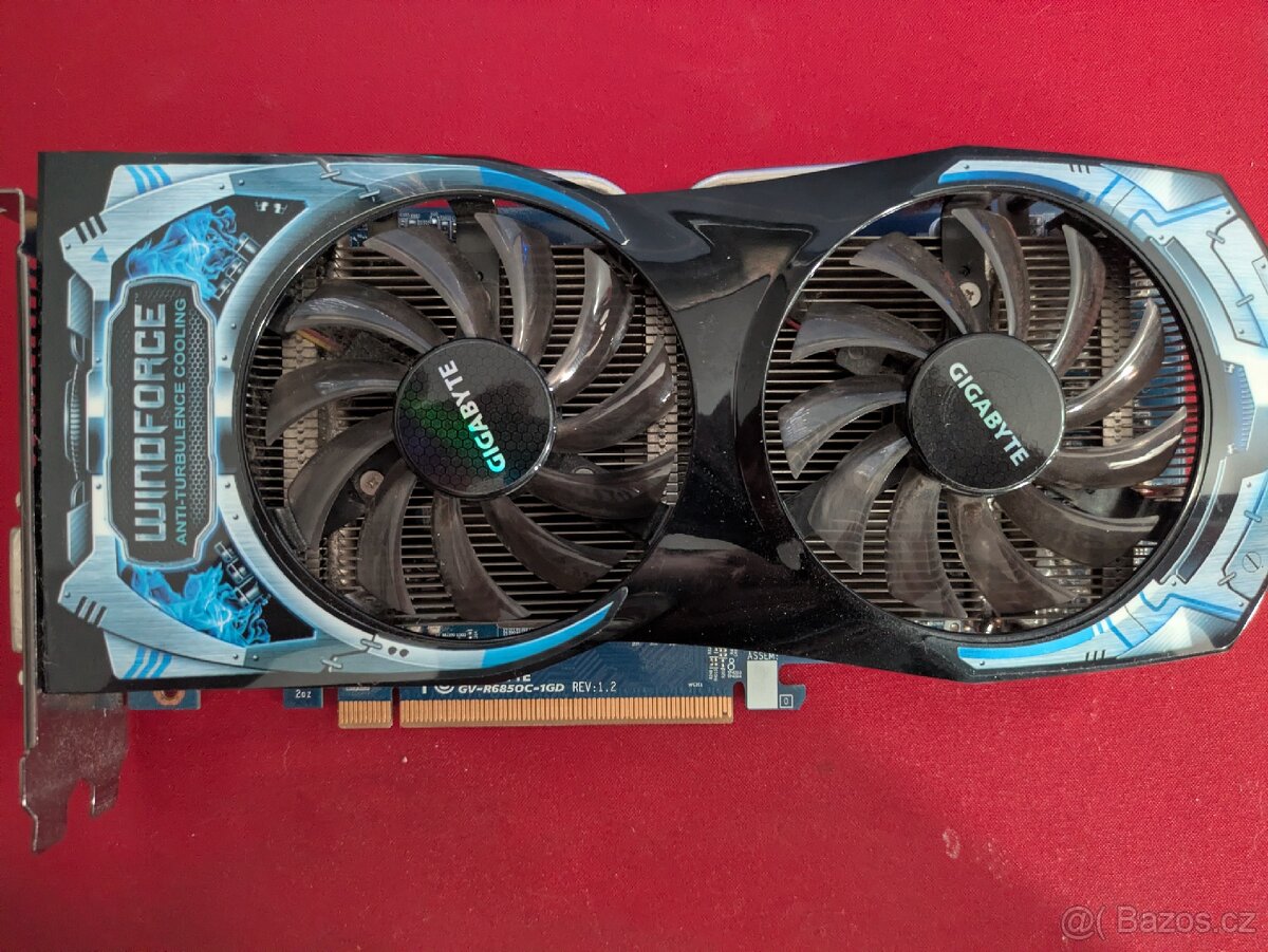 Grafická karta gigabyte windforce HD6850