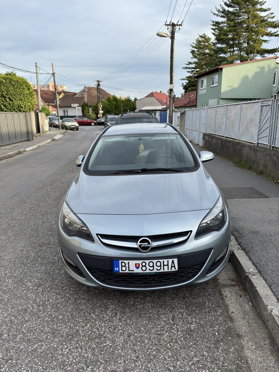 Opel Astra J SportsTourer