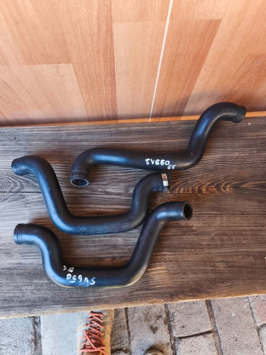 Sv 650 hadice chladič