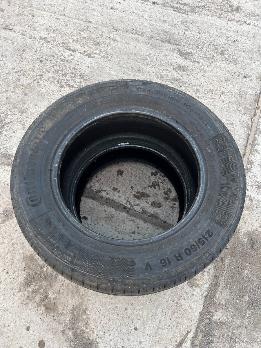 2 Pneu Continental 215/60/16 DOT0320 60% letní