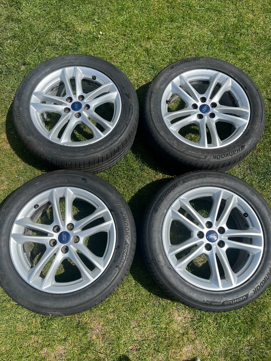 235/50 R17 Ford alu kola