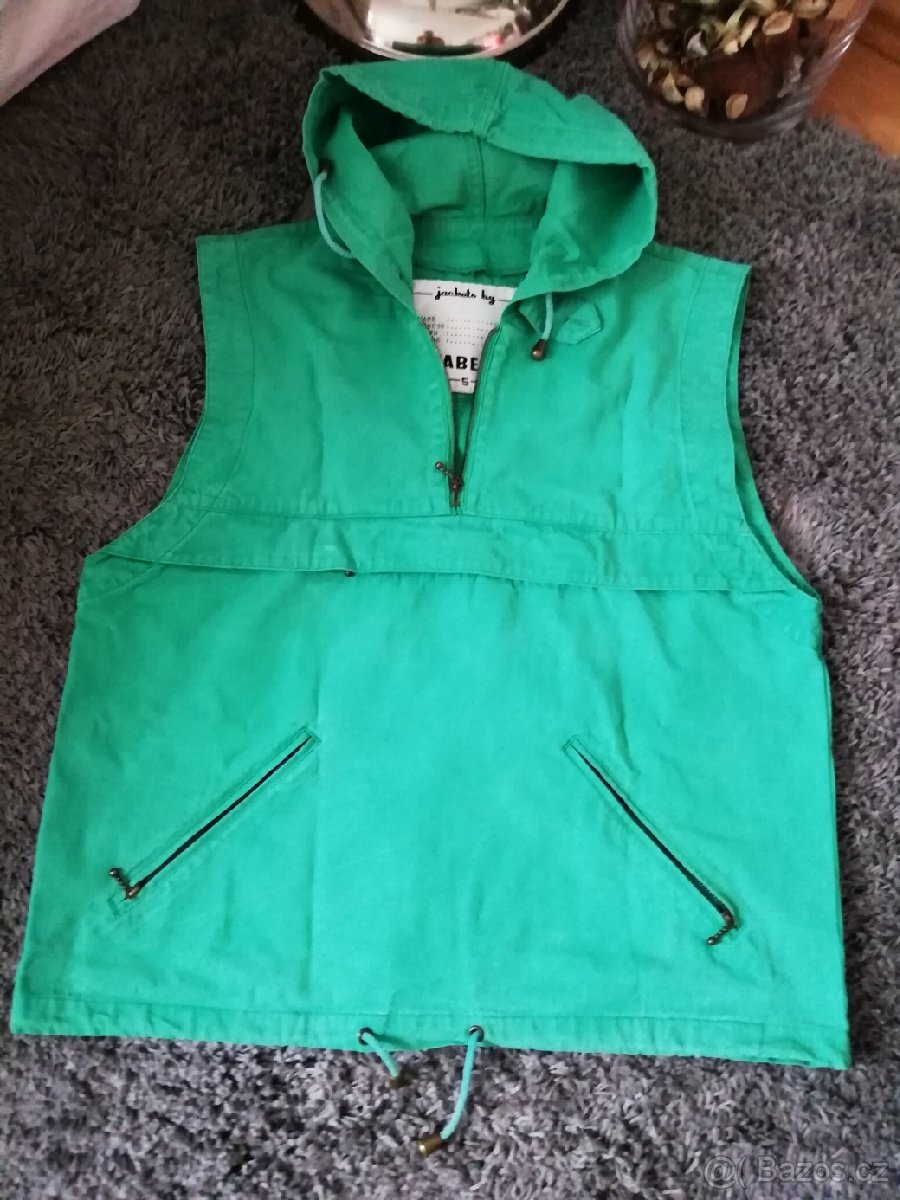 krasna dzinova vesta jacket by vel. 44