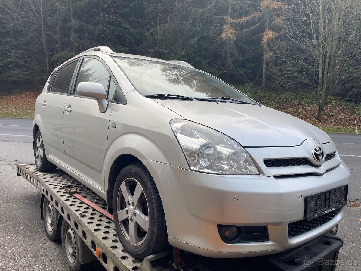 Toyota Corolla Verso 1.8-95 kw-automat-náhradní díly