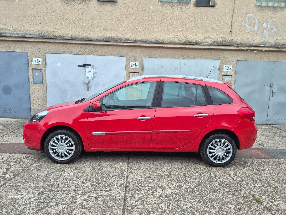 Renault Clio 1.2 16v 55kw,2011,88tkm,1.maj,ČR,